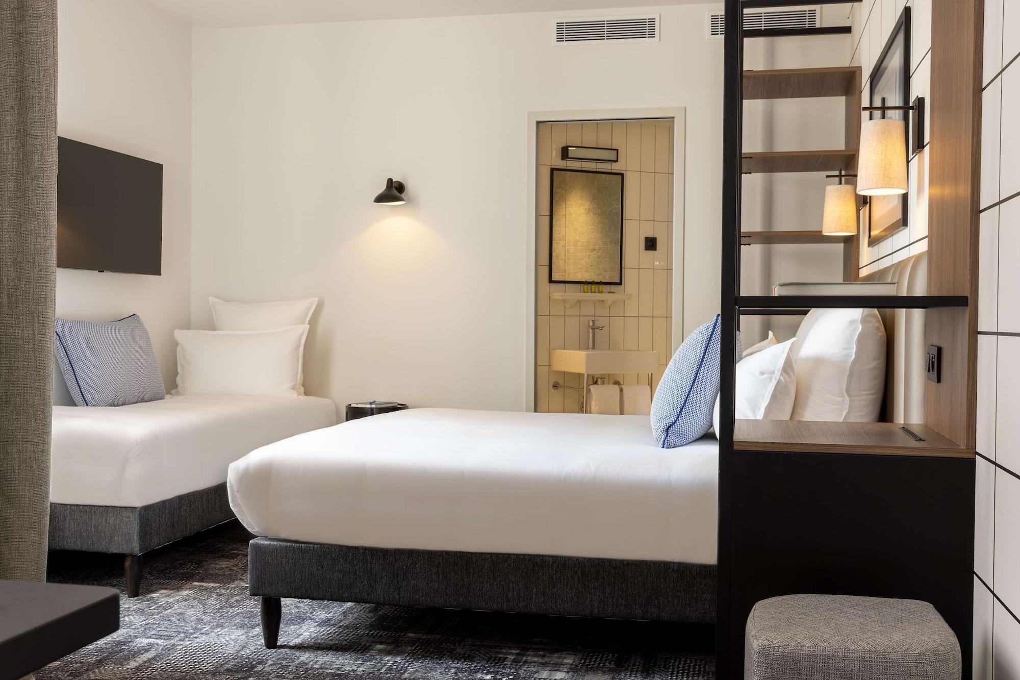 Hotel Moderniste Париж Екстериор снимка