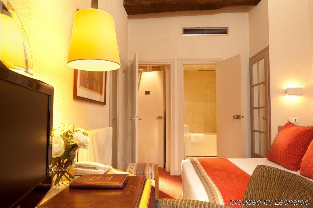 Hotel Moderniste Париж Екстериор снимка